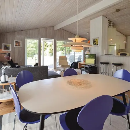 Holiday home Gorgeous In With Wifi *