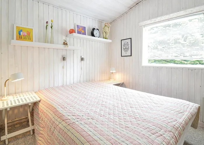 Osterrevle Denm * Nysted